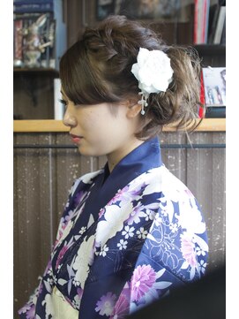 オーバーキャプテンネイキッド(OVER CAPTAIN NAKED) 浴衣♪崩し編み込みふわゆるアレンジ