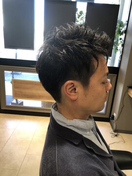 ヘア リミックス ダブル(hair remix W) ビジネスでもカジュアルでも
