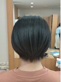 暗めアッシュ前下がりショートボブ