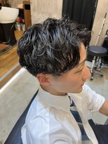 アイフィ(iFY)&nbsp;センターパート×スパイラルパーマ