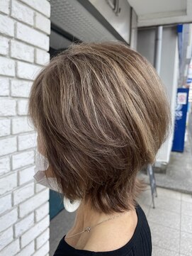 オーガニックエコ 川越(organic+eco) グレイヘアを活かしてハイライト×ウルフレイヤー