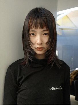 シキ 渋谷(siki) ハイトーン/ブリーチ/レイヤーカット/シアーカラー/渋谷/原宿