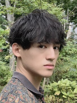 バース バイ ハピネス(BIRTH by happiness) ツイストスパイラルパーマツイストパーマメンズマッシュパーマ