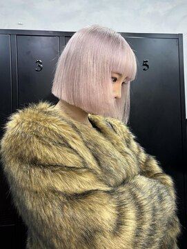 ジーナ(XENA) イメチェンヘアスタイル+ホワイトブロンド