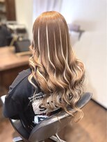 ラニシス ヘアー(Lanisis Hair) ホワイトミルクティーハイライト