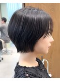 大人ショートボブ/前髪あり/アッシュグレー/30代/40代/50代