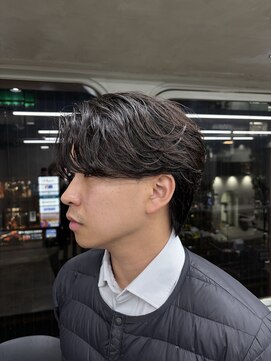 ニコ トウキョウ ロジック(nico TOKYO Logic) メンズセンターパートウルフセンターパートニュアンスパーマ襟足