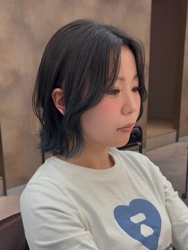 マシェリ バイ ハセ(ma cherie by HASE) ミディアムレイヤー×インナーブルー