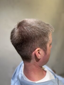 サンカリ 真法院店(SANKARI) シンプルショート