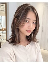 ジュイール(jouir)&nbsp;三鷹白髪ぼかしハイライトショートボブウルフショートカット韓国
