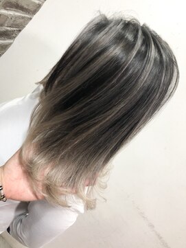 ヘアビューティースタジオ ラルガ(Hair beauty studio Raruga) ★Raruga 小倉魚町★ハイライト×グラデーションカラー