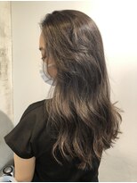 リバレッジ 白金(Leverage)&nbsp;ロング極細ハイライトヘア