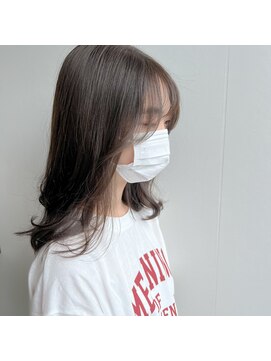 美容室 アイディー i-dee グレージュ