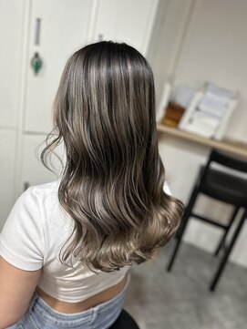 ラフ 難波店(LAFF) #黒髪#ボブルフ#ネビージュ#小顔#ワンレン