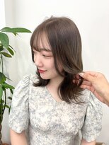 オリーブベージュ/韓国ヘア/ミディアムレイヤー