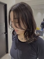 ステア ケース(stair case)&nbsp;韓国小顔顔まわりカット外ハネくびれヘア