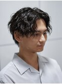 10代20代ツイストスパイラルパーマ刈り上げセンターパート