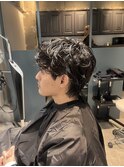 シャドーパーマで濡れ感スタイリング