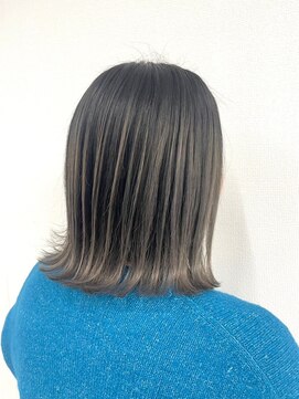 エル 新小岩(elu) 美髪/ワイドバング/レイヤーカット/くすみベージュ/新小岩駅