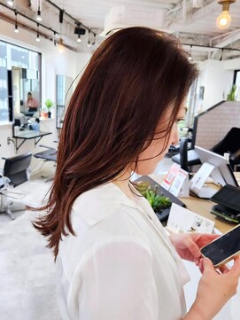 エイス 梅田 中津(Ace) レイヤーカット　コーラルピンクカラー