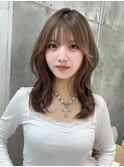 小顔に見せるミディアムヘア/韓国ヘア/暗めカラー