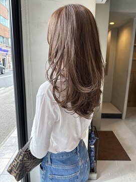 ヘアー アイス ルーチェ(HAIR ICI LUCE) レイヤースタイル レイヤーカット たっぷりハイライト 西田