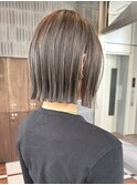 栄ハイライト透明感切りっぱなしボブ