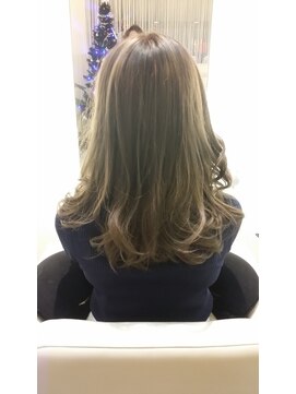 インプルーヴ アートスタイルヘアー(imProve Art style hair) 外国人風ハイライト&ローライトスタイル