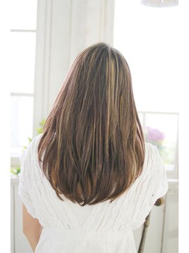 トランクイル サフリック(TRAN9UIL safric) 20代・30代・40代　艶・かき上げスウィートウルフ