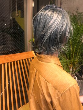 ビビト(bibito) bibitoブルーシルバーカラー 透明感 個性的 ペール ブリーチ