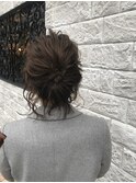 後れ毛たっぷりニュアンスアップ