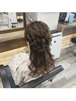 ヘアセット アリエス 新宿駅前店(aries)&nbsp;ハーフアップ