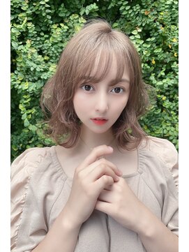 クーエフー(coo et fuu) シースルーな前髪のフリンジウェーブの外国人風ボブ♪藤沢