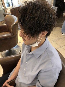 キャンバス バイ ネオリーブ 横浜西口(Canvas by neo.) 横浜★前下がりミディアムウエットスパイラルパーマ