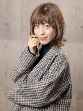 ノエルヘアー(Noel hair) オリーブベージュの切りっぱなしボブ