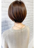 ★30代40代　エアリーミディショートパーマ黒髪ホワイトアッシュ
