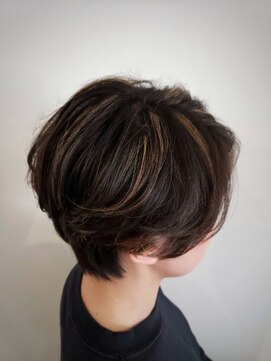 ククー ヘアーアンドメイクアップ(COU COU) ハイライト・ハンサム・ショート