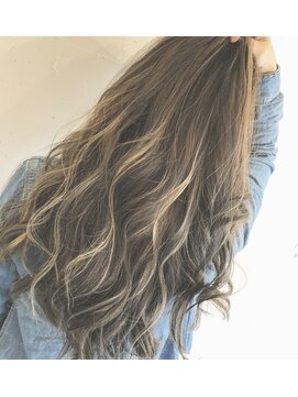 ヘアーステーション ハレラ(Hair station HaLe'LA) 立体感たっぷりヘアー