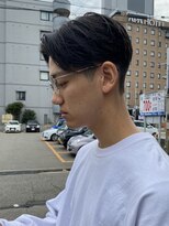 ウェルネス(Wellness) センターパートナチュラルオールバックスタイル