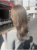 ミルクティーグレージュバレイヤージュ