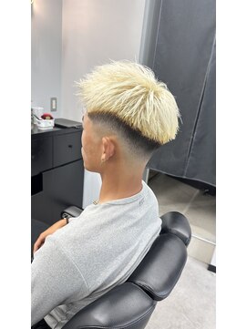 クラージュ(Courage) フェード×ホワイトブロンド