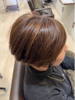 リベルタ ヘア デザイン(liberta hair design)の写真/暗くなりすぎる白髪染めはもう終わり！明るく染めることで、白髪をカバーしながら、艶のある髪色へ☆