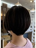 ショートボブ