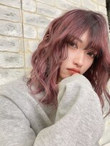 ハロー(...Hello)&nbsp;ピンクカラー ピンクベージュカラー コテ巻き