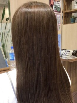 ヘアーマロン(HAIR MARRON)の写真/定期的なメンテナンスにおすすめメニュー♪カットメニューにセットの最高級トリートメントでうる艶質感へ