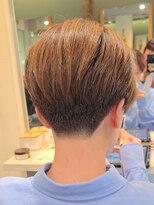 トリコ ショップアンドヘアサロン(tricot shop hair salon)&nbsp;自然なグラデーション刈り上げショートフクザワ