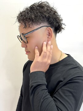 エルパティオ(EL PATIO) スキンフェードツイストパーマ