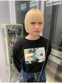 キュートモードボブ×ホワイティベージュ