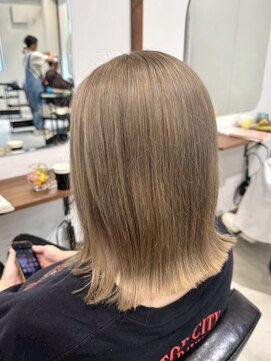 ルイ(ROUIS produced by LUCK 津田沼) ROUIS 津田沼 ヘーゼルベージュ