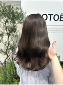 暗すぎないオリーブカラー